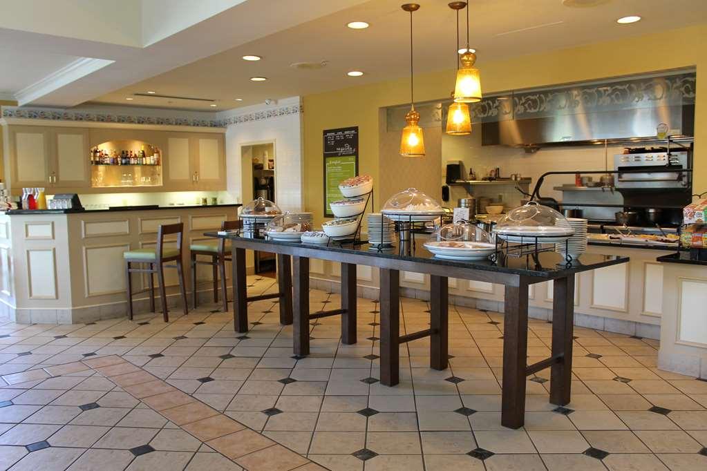 Hilton Garden Inn Addison Εξωτερικό φωτογραφία