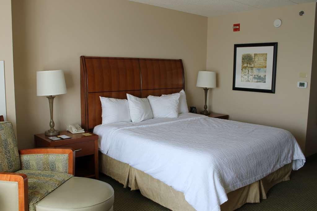 Hilton Garden Inn Addison Δωμάτιο φωτογραφία