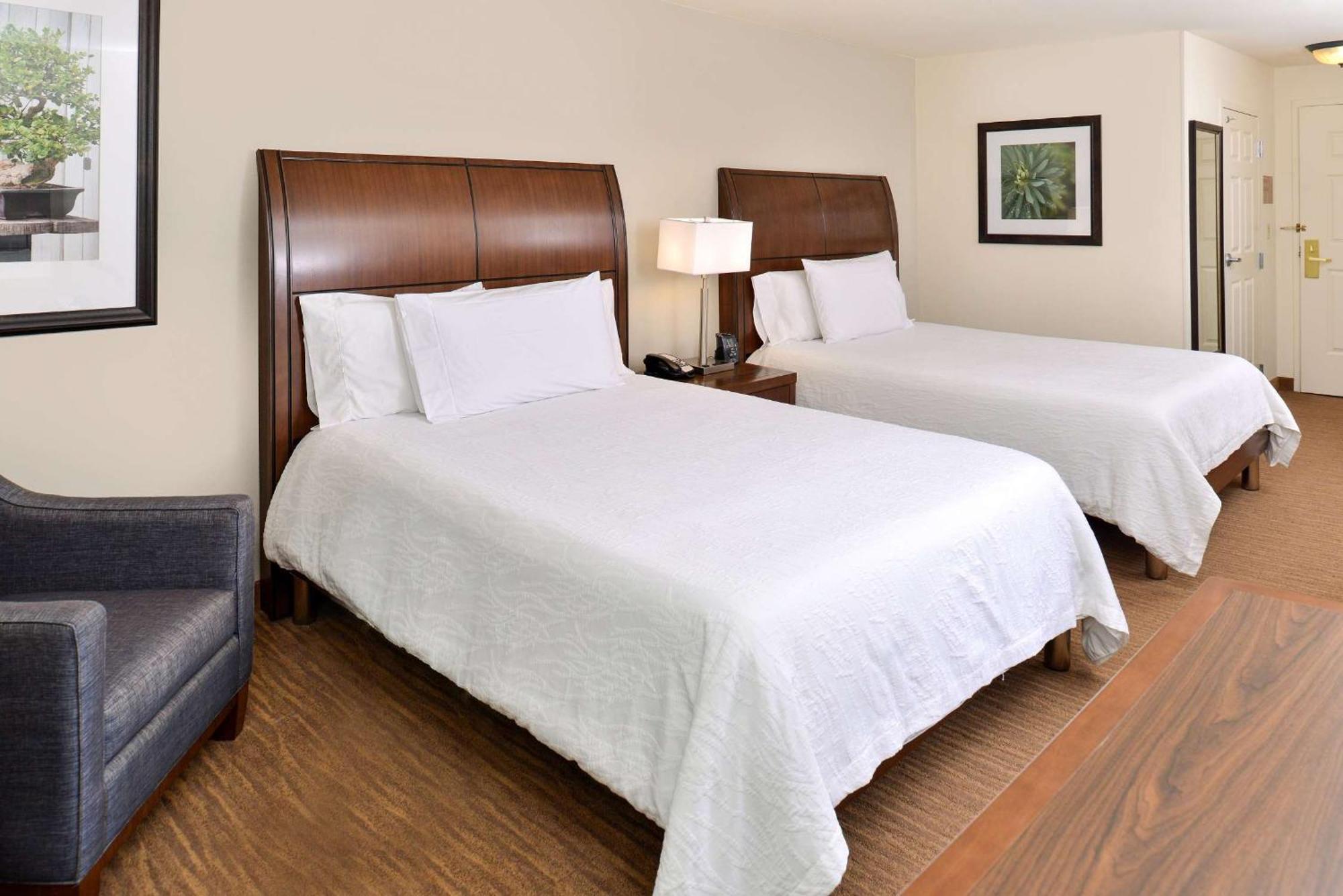 Hilton Garden Inn Addison Εξωτερικό φωτογραφία