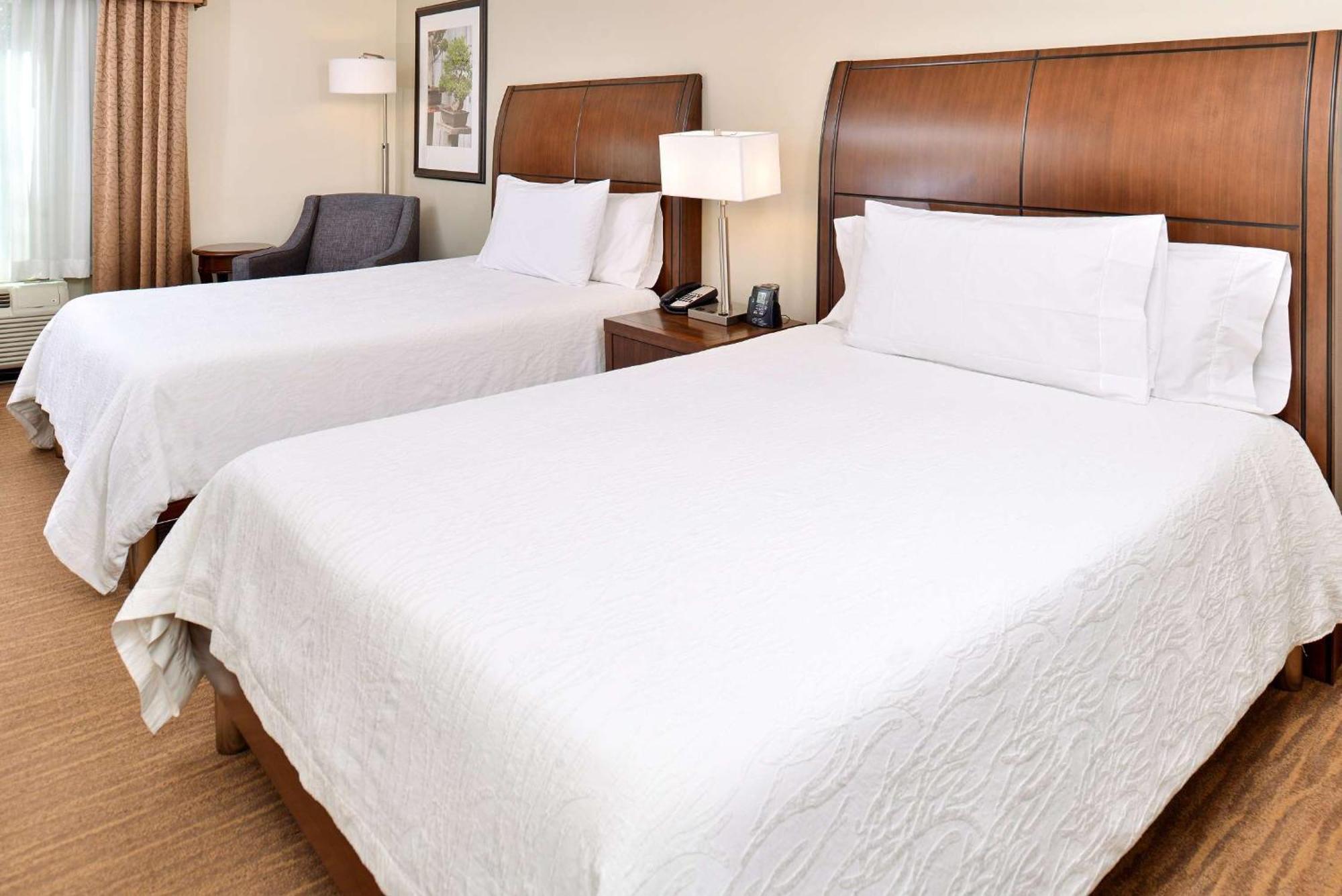 Hilton Garden Inn Addison Εξωτερικό φωτογραφία